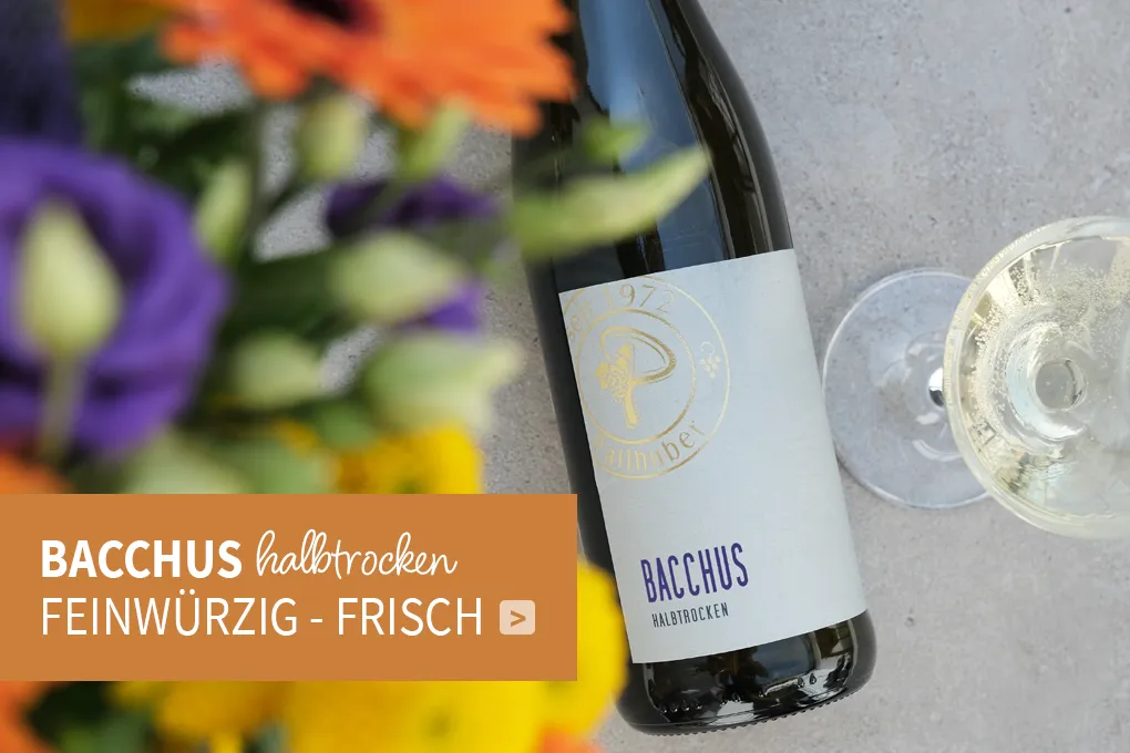 Halbtrockener Bacchus Eine Flasche Bacchus