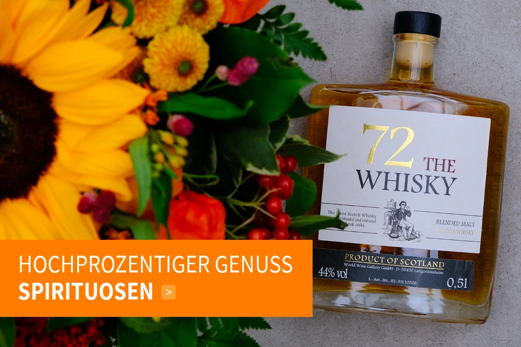 Hier klicken um zu unseren Spirituosen zu gelangen. Ein Brandy herbstlich arrangiert.